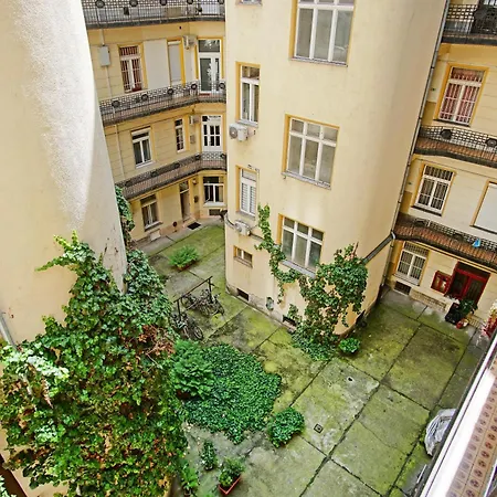 Apartment A Tabanban *